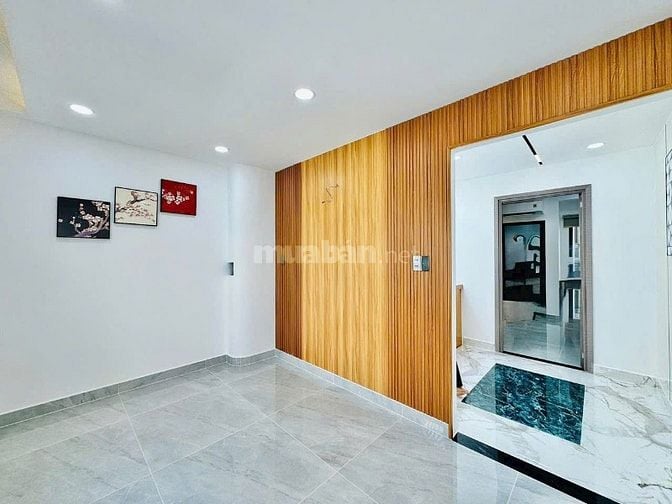 Giảm mạnh! Bán nhà 45m2 Nguyễn Văn Lượng, P17, Gò Vấp. Gần Lotte Mart