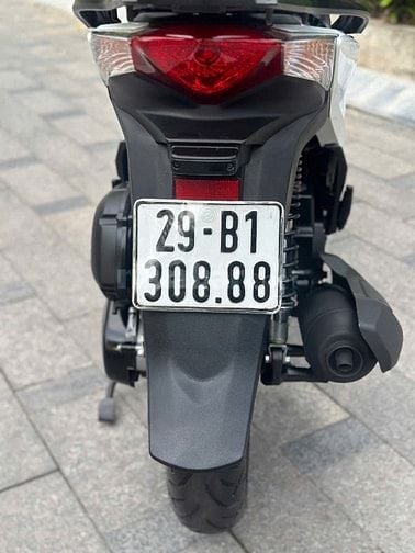Siêu phẩm SH 150 CBS 2014 màu trắng cực đẹp- Biển Vip nhìn là mê.