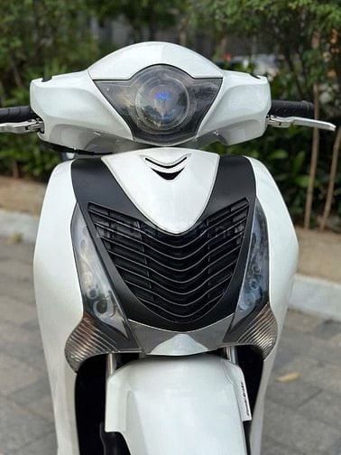 Siêu phẩm SH 150 CBS 2014 màu trắng cực đẹp- Biển Vip nhìn là mê.