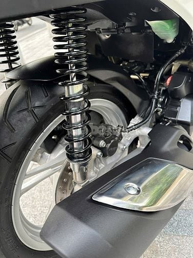 Cần Bán SH 125 CBS 2023 Màu Trắng Dán Kín Nilon Quá Mới