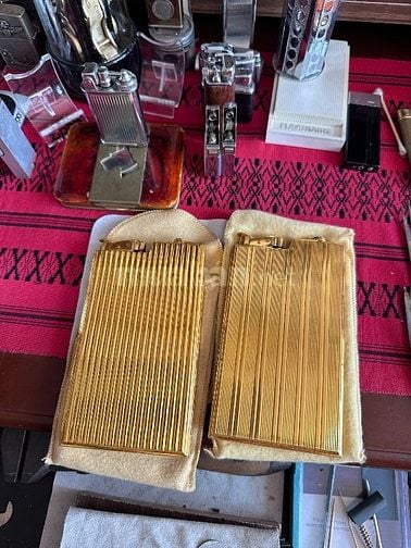 Hộp đựng thuốc có bật Evans, Mỹ 
