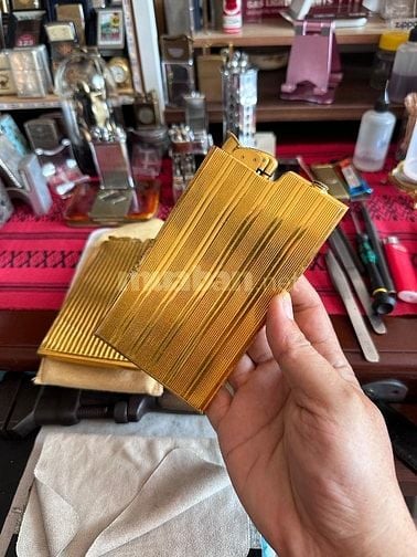 Hộp đựng thuốc có bật Evans, Mỹ 