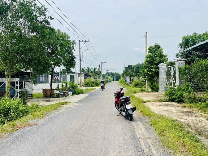💢GIẢM GIÁ MẠNH!!BÁN NGAY LÔ ĐẤT MT ĐƯỜNG 213M2 PHƯỚC HIỆP, SHR 920TR