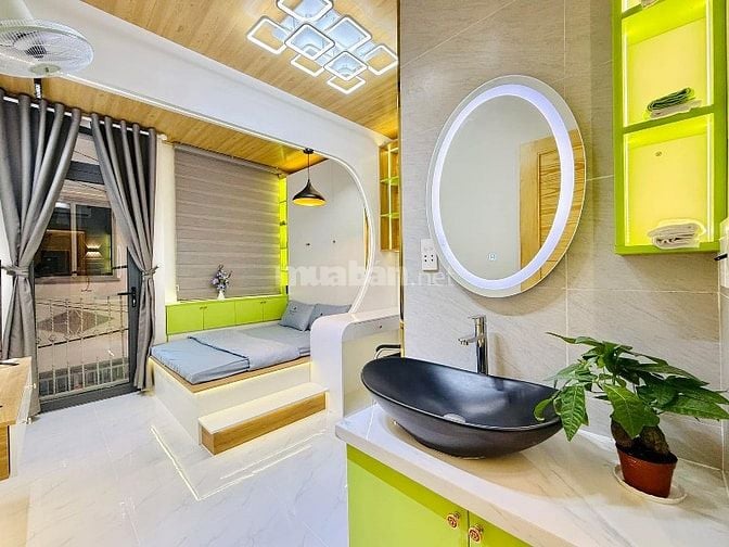 HÀNG HÓT PHÚ NHUẬN GẦN COOPMART- Đ. THÍCH QUẢNG ĐỨC GIÁ 3 TỶ 550/50M2