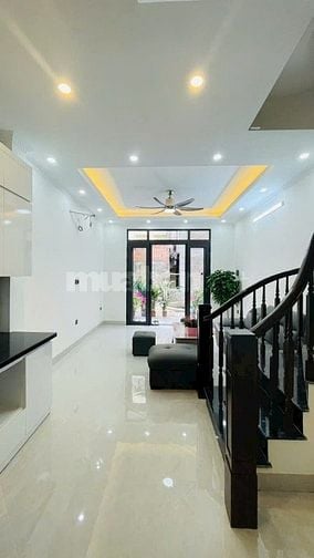 CC bán nhà 235 phố Yên Hòa,Cầu Giấy 35 m x 5 tầng mới tinh giá 7,6 tỷ