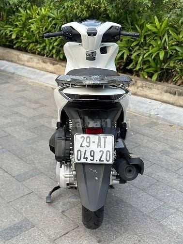 Cần bán SH 125 CBS cuối 2024 màu Trắng siêu mới
