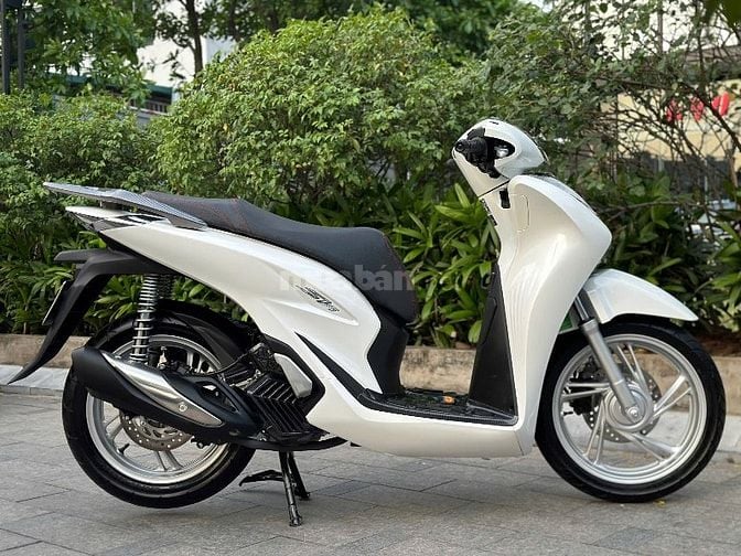 Cần bán SH 125 CBS cuối 2024 màu Trắng siêu mới