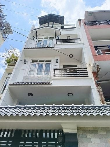 BÁN NHÀ GIÁP BÌNH THẠNH HXH - 4.5M X 18M - 4 TẦNG + SÂN THƯỢNG