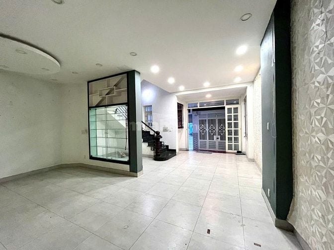 Cho thuê nhà mặt tiền trịnh hoài đức ,hiệp phú , q9, tp thủ đức