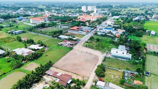 Bán đất thổ cư gần Vinhomes Hậu Nghĩa, Đức Hoà. DT: 5x43,8m. Giá 3,898
