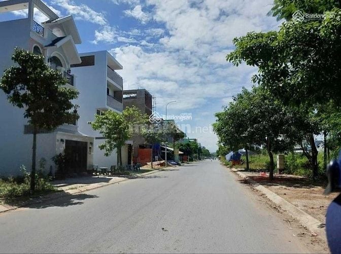 SIÊU ĐÔ THỊ KHU DÂN CƯ THÀNH PHỐ HIỆN ĐẠI QUẬN 2 GIÁ CỰC KỲ TỐT 4TỶ2 