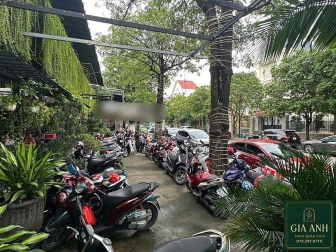 Sang gấp quán cafe 1000m² trung tâm Dĩ An – Full đồ – Vào bán ngay