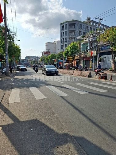 Bán đất mặt tiền Phan Văn Hớn quận 12 giá 25 tỷ