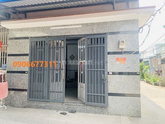 bán nhà 1 trệt 1 lầu 5-10m 2 mặt .tiền hẻm xe hơi Bình Chánh