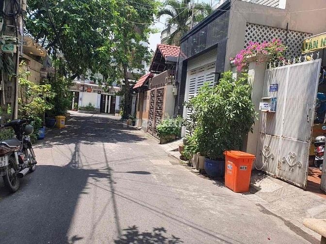 6x12m cách mặt tiền 50m Hẻm 12m, 4 Tầng,cho thuê 30tr/th, giá 14,6 tỷt
