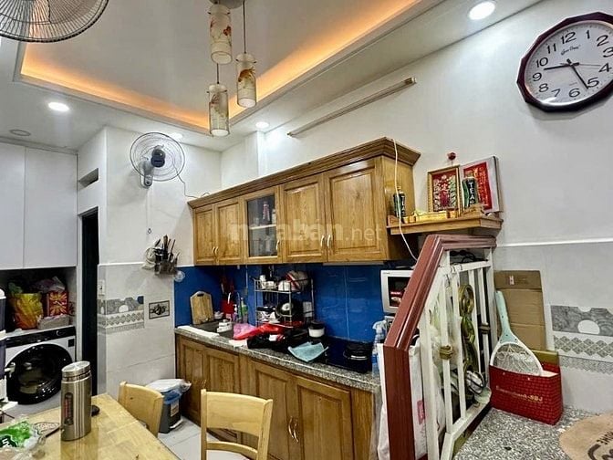 👉3ty5-Nhà-Gò-Vấp-36m2-3PN-2tầng-đầy đủ công năng-nhà đẹp vô ở liền..