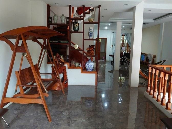 Cho thuê biệt thự Sadeco Ven Sông Tân Phong quận 7 giá 35 triệu