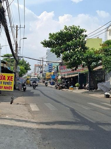 MẶT TIỀN ĐẮC ĐỊA NGAY KHU DÂN CƯ TÊN LỬA – LỘ GIỚI 40M – KINH DOANH