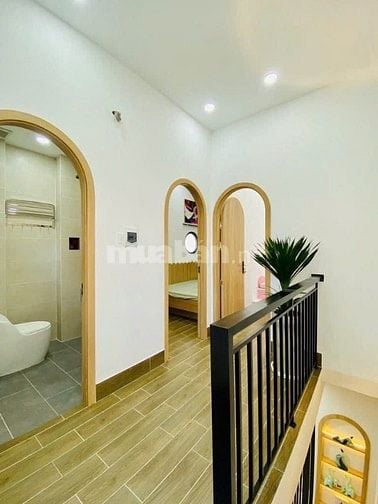 Cô Hai về quê bán nhà đường Chiến Thắng, Phú Nhuận. Giao Hoàng Văn Thụ