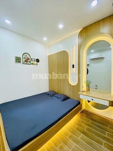 Cô Hai về quê bán nhà đường Chiến Thắng, Phú Nhuận. Giao Hoàng Văn Thụ