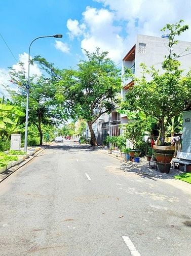 Thanh lý 15 nền đất sau chợ đầu mối Thủ Đức. DT 57m2 - Giá 2.5 tỷ