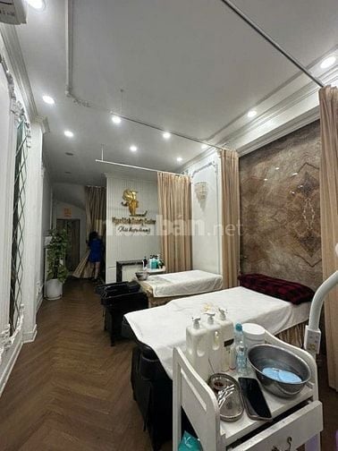 NHÀ ĐẸP THOÁNG, GẦN PHỐ, FULL CÔNG NĂNG, 5 PHÒNG NGỦ ĐỦ TIỆN ÍCH