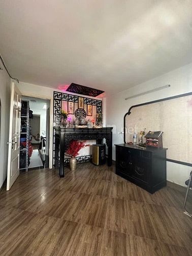 NHÀ ĐẸP THOÁNG, GẦN PHỐ, FULL CÔNG NĂNG, 5 PHÒNG NGỦ ĐỦ TIỆN ÍCH