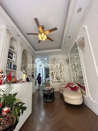 NHÀ ĐẸP THOÁNG, GẦN PHỐ, FULL CÔNG NĂNG, 5 PHÒNG NGỦ ĐỦ TIỆN ÍCH