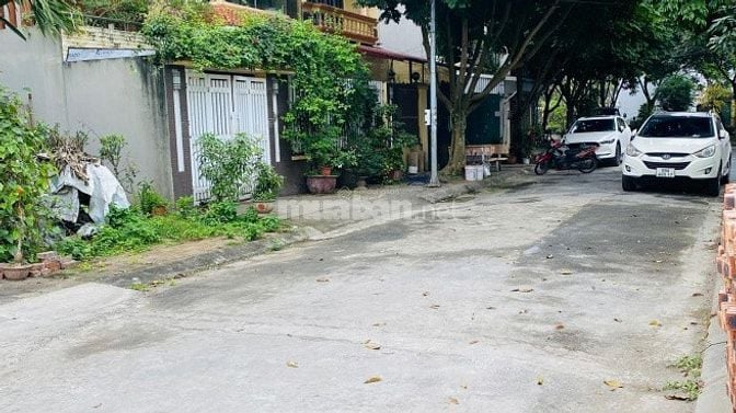 Bán đất Việt Hưng, 142m2, MT: 7.5m, ô tô tránh, SĐCC, 12 tỷ 780tr