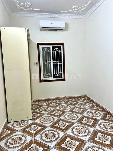 NHÀ DÂN XÂY 5.5 TẦNG - NGÕ THÔNG GIÁ CHỈ HƠN 3 TỶ XIU TRÂN KHAT CHÂN