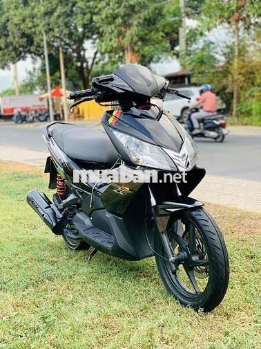 Honda Airblade fi úp thái xe đẹp liền lạc máy zin