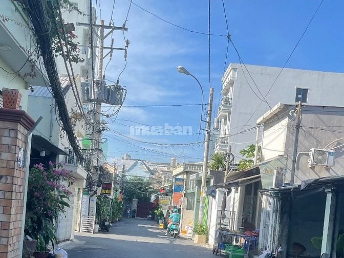 Bán nhà quận 7, xe hơi ngủ trong nhà, 4.5x15m, chỉ 6 tỷ 