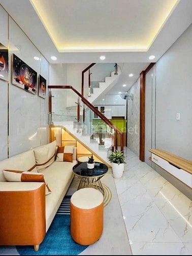 Cần tiền bán rẻ nhà mới đẹp Hàn Hải Nguyên F8  quận 11 ,giá chỉ 2tỷ 75