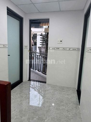 An cư lập nghiệp sở hữu nhà chỉ hơn 1 tỷ trả thẳng. 