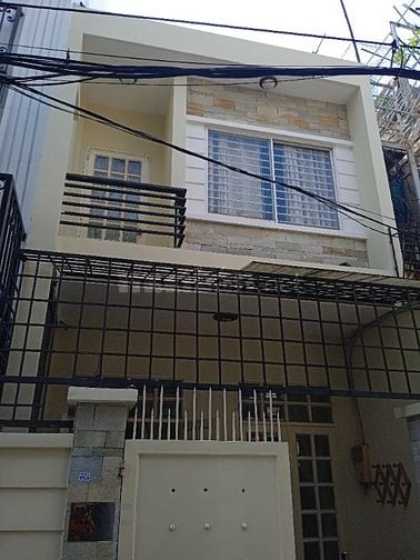 Cho thuê nhà nguyên căn gần E-town tân bình.
