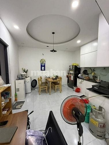 Xoay vốn bán nhà Kênh19/5, Sơn Kỳ, Tân Phú.39m², xây trệt,1 lầu.Hẻm 5m