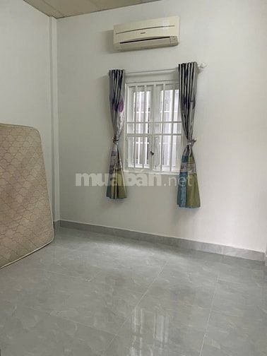 Cho thuê nhà hẻm 1419 Lê Văn Lương, Phước Kiển. 3,5 x 12m, 1 Lầu, 2PN