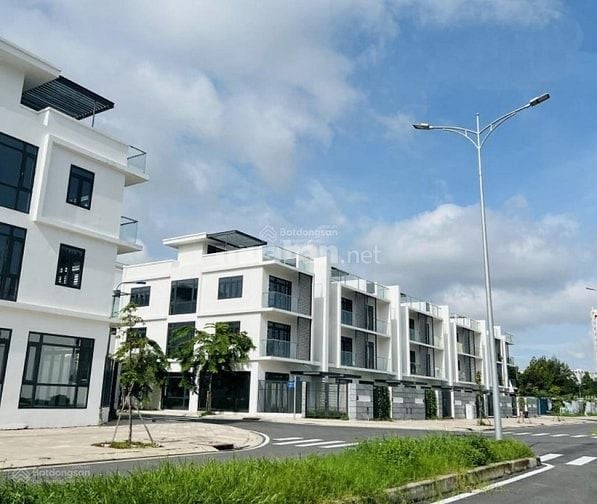 🛎️Cơ hội vàng- Sở hữu lô đất vàng ngay trung  tâm quận 2 giá 2tỷ250💰