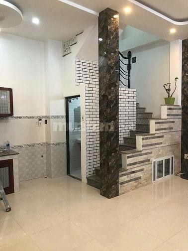 🌹NHÀ KIỆT TRẦN CAO VÂN 2 TẦNG– SÁT BIỂN, GẦN CHỢ,TRƯỜNG HỌC