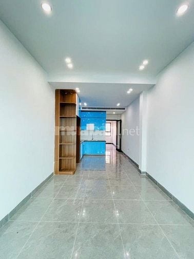 Đặng Tiến Đông còn 1 căn, 7 tầng thang máy, ô tô tránh, dừng đỗ trước