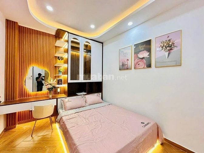 Chú Sáu bán nhà 40m2 Lê Hồng Phong,Q5.Gần Bệnh Viện Nhiệt Đới.Hẻm 6m.