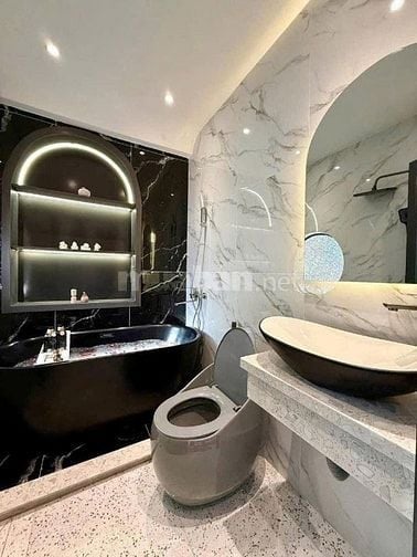 Nhà nở hậu tài lộc đường Trần Minh Quyền, Q10. Gần nhà hát Hoà Bình