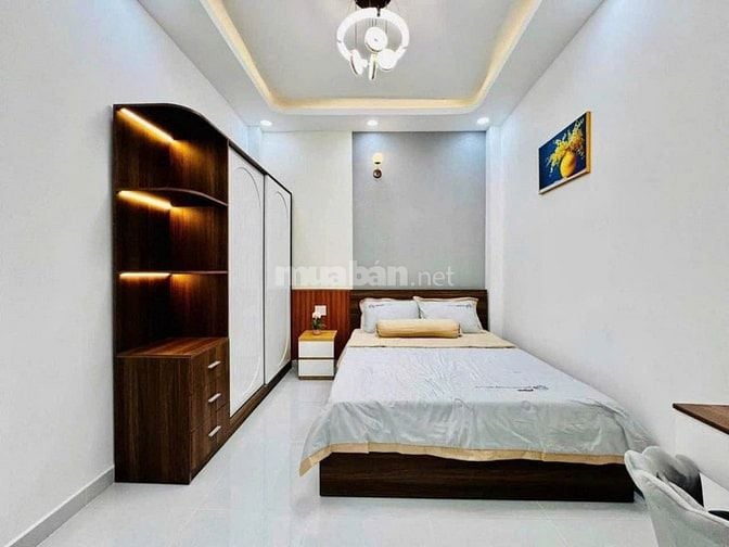 QUẬN 3 Nhà Trần Văn Đang - 3 Lầu - Hẻm 5M Đang cho thuê 15tr/tháng,SHR