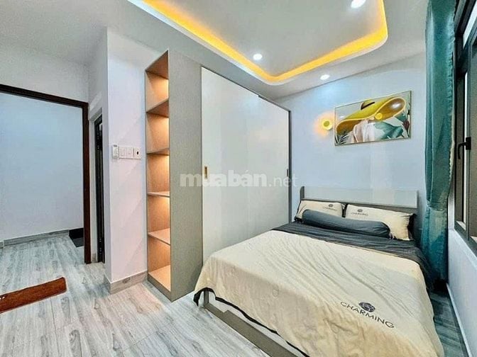 Bán gấp nhà 41m2, Yên Thế, P2, Tân Bình, hẻm xe hơi 8m, sổ hồng riêng