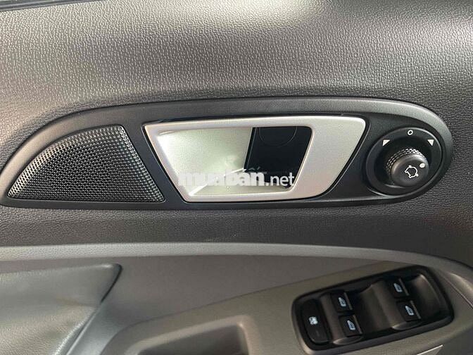 Ford EcoSport 2015 1.5L Titanium AT - 85000 km