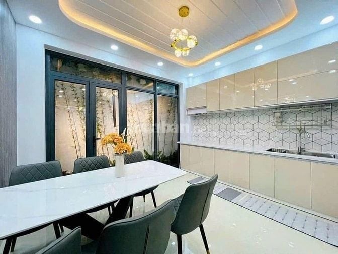 NHÀ NGỘP BÁN GẤP!Đường Duy Tân Phường 15 Phú Nhuận,DT:52,2m2/3.850 Tỷ