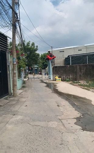 Bán nhà 5*17m 3pn 2wc. Hẻm bự Thới Tam Thôn và Thị Trấn HM