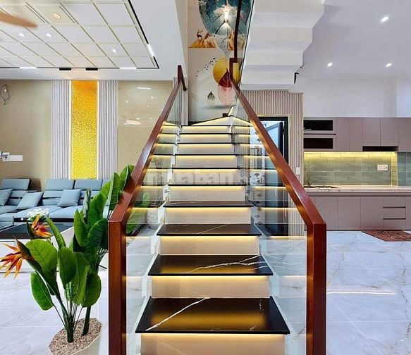 SIÊU PHẨM Ô TÔ🔥MT DUY TÂN chốt giá 3,390Tỷ/68m2 mua nhanh bớt 90Tr🔥