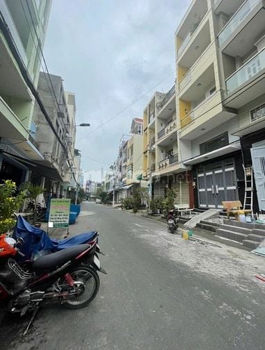 Cho thuê nhà MT đường số 42 (khu Bình Phú 2) P10, Q6 giá 13tr
