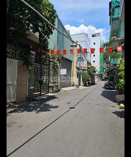 Bán nhà HXH Trần Bình Trọng P4 Q5 ngay trường Thực Nghiệm chỉ 7,48 tỷ.